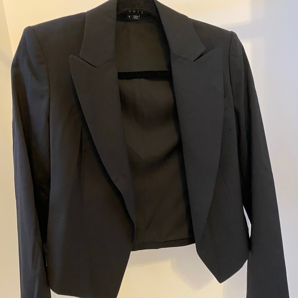 Theory cropped black blazer